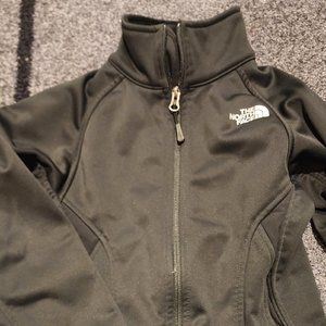 **SOLD** North Face womans black fitted windstopper jacket